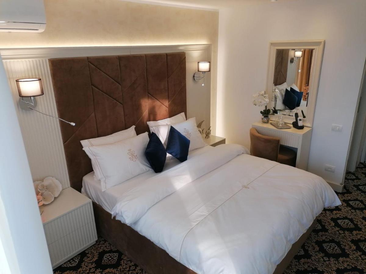 Hotel Belvedere エフォリエ・ノルド エクステリア 写真